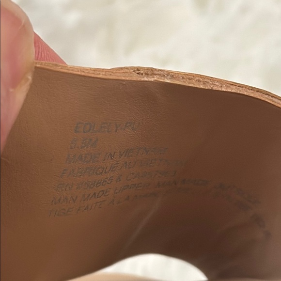 Nordstrom Open Edit Lely Slides Tan Sandals with Sleek Design 5.5 - Picture 6 of 9